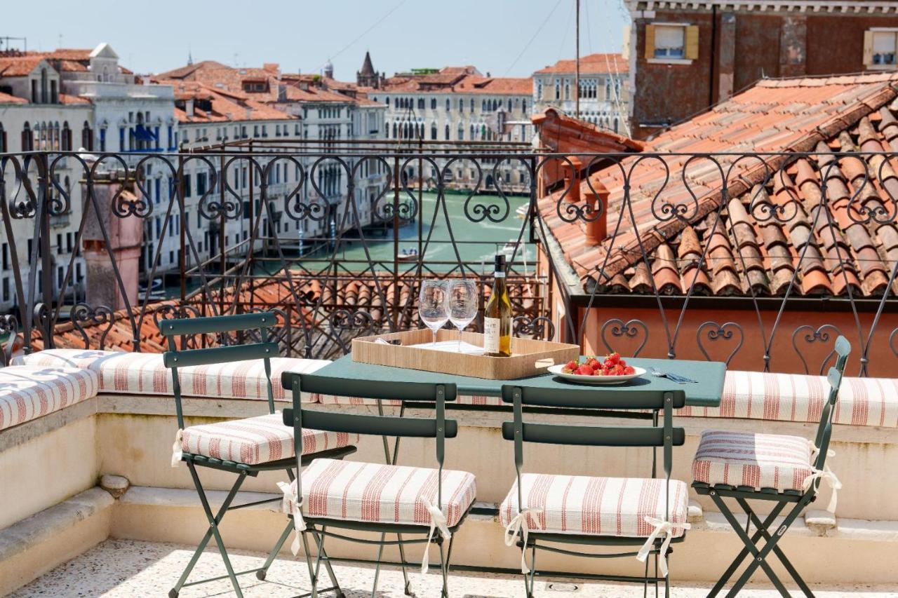 ヴェネツィアPalazzo Dell'Albero D'Oroアパートメント エクステリア 写真