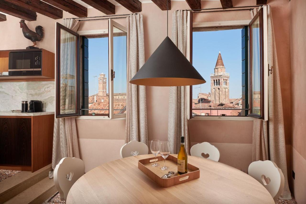 ヴェネツィアPalazzo Dell'Albero D'Oroアパートメント エクステリア 写真